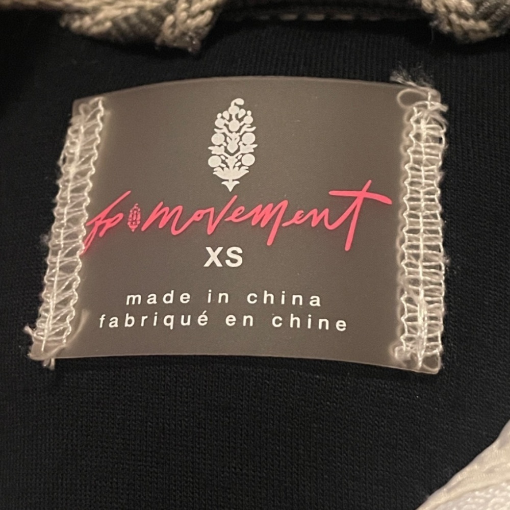 Free People Fall To Rise Fleece Quarter Snap - Picture 7 of 8